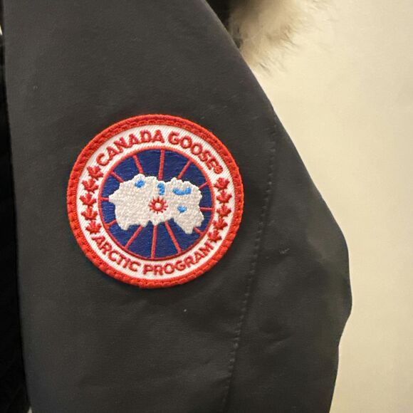 Canada Goose Jacket - Picture 5 of 11